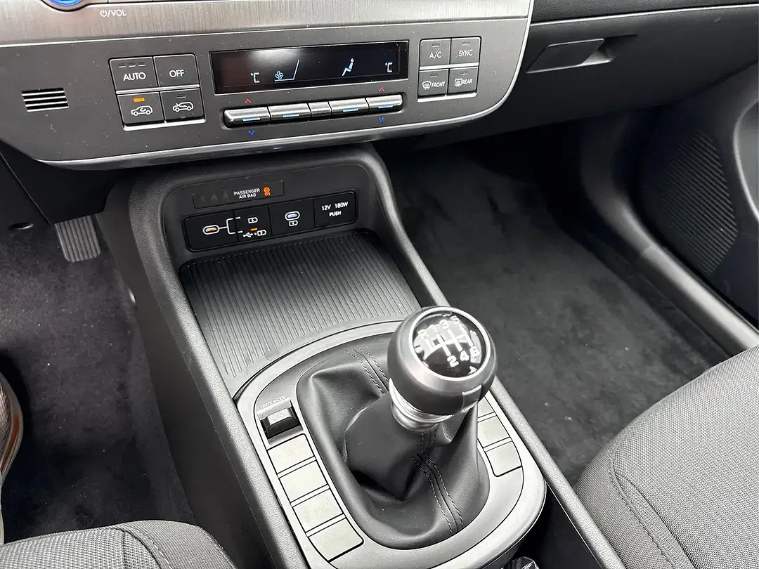 Hyundai KONA - Thumbnail 13