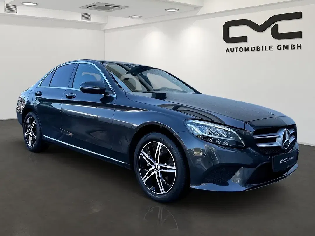 Mercedes-Benz C 200 - Thumbnail 2
