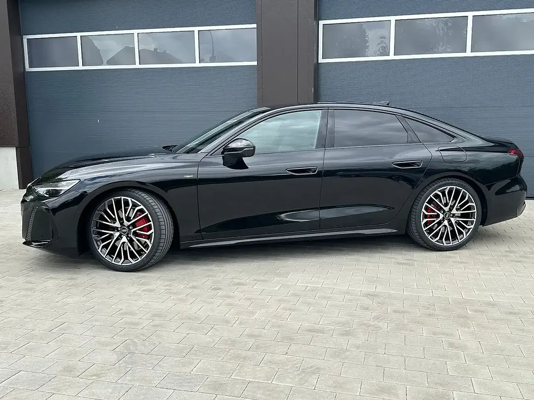 Audi A6 - Thumbnail 2
