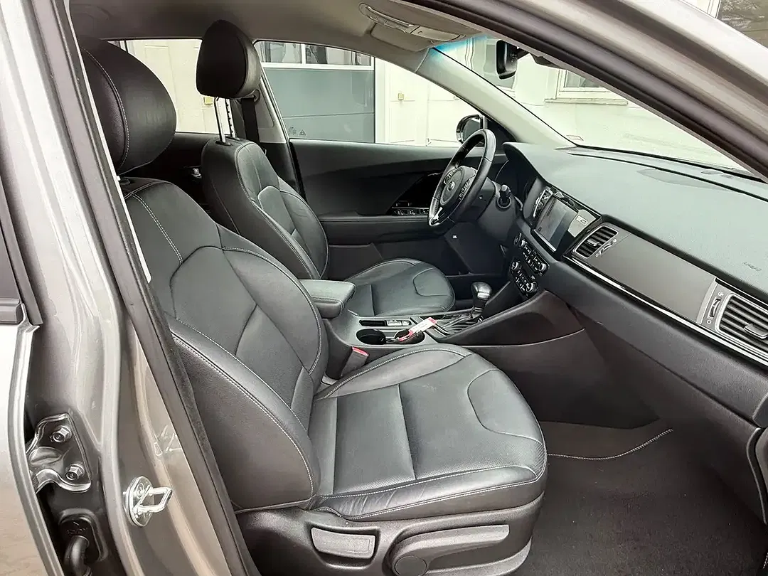 Kia Niro - Thumbnail 12