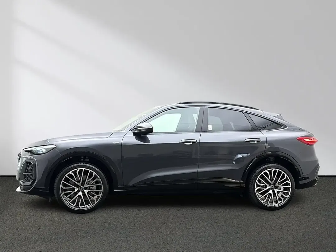 Audi Q5 - Thumbnail 1