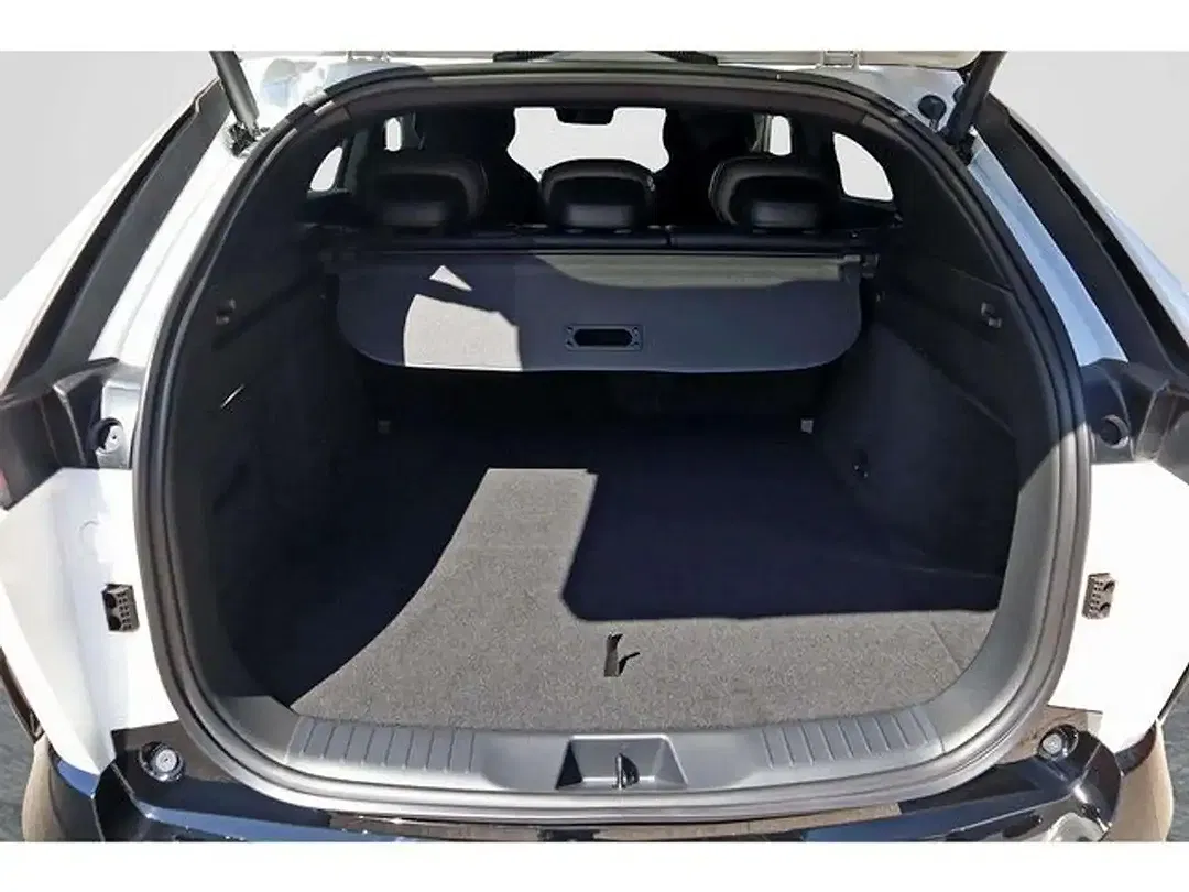 Mazda CX-6e - Thumbnail 9