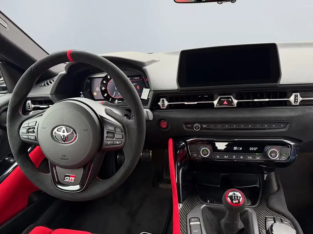 Toyota Supra - Thumbnail 7
