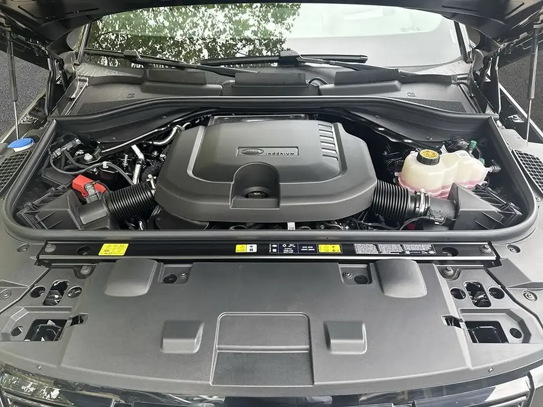 Land Rover Range Rover Sport - Thumbnail 10