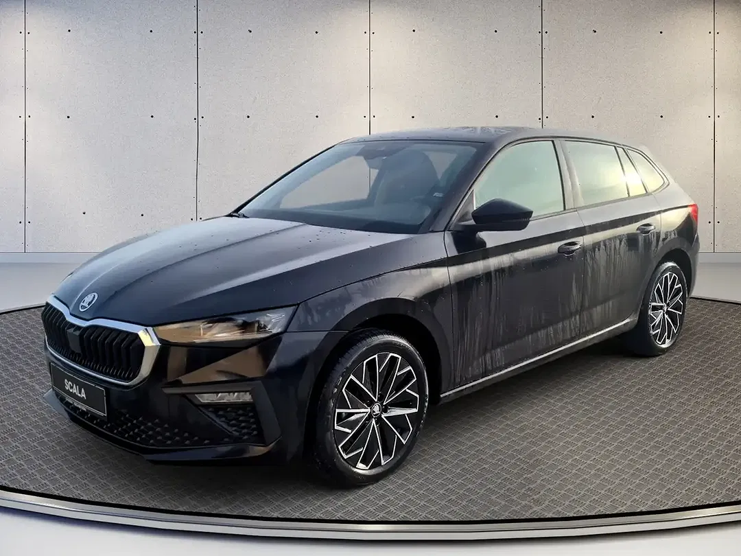 Skoda Scala - Thumbnail 2