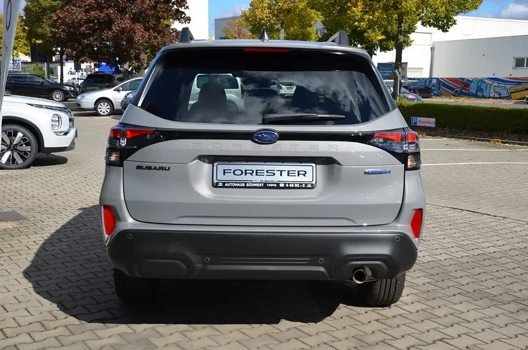Subaru Forester - Thumbnail 3