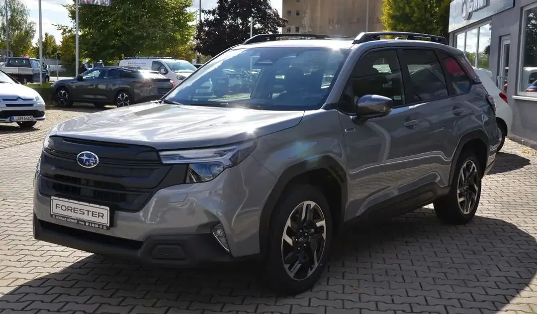 Subaru Forester - Thumbnail 5