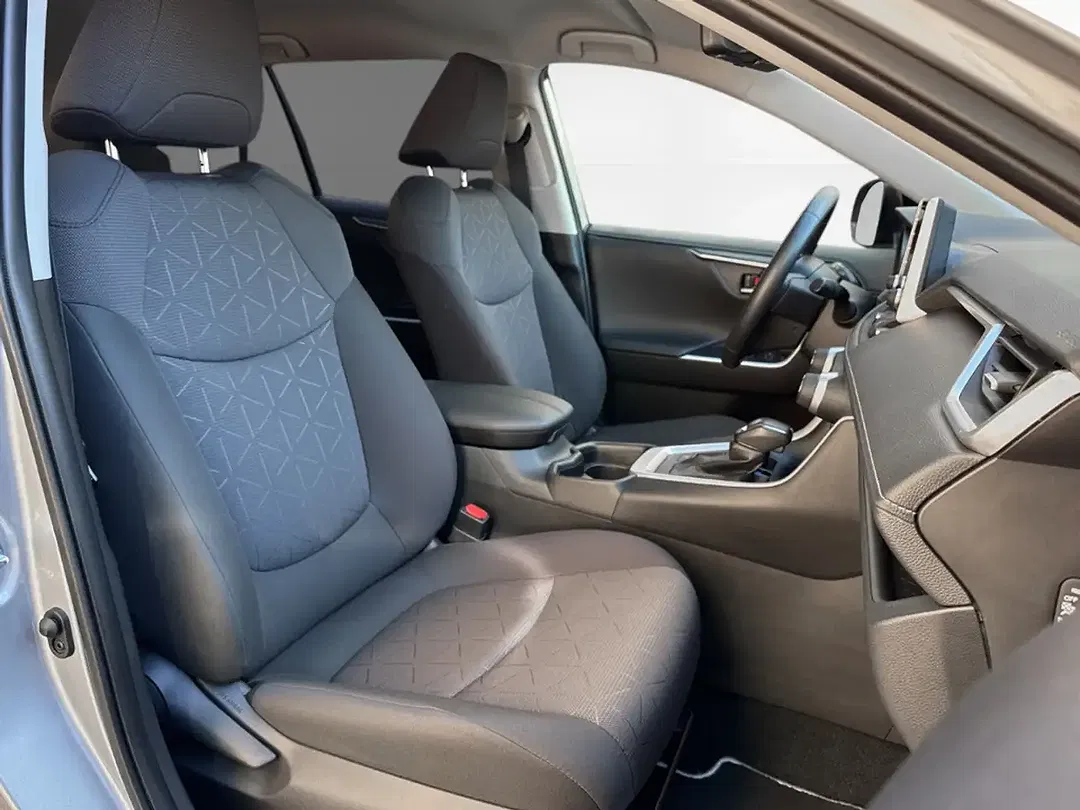 Toyota RAV 4 - Thumbnail 15