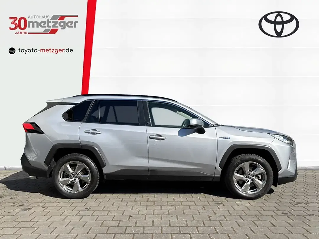 Toyota RAV 4 - Thumbnail 2