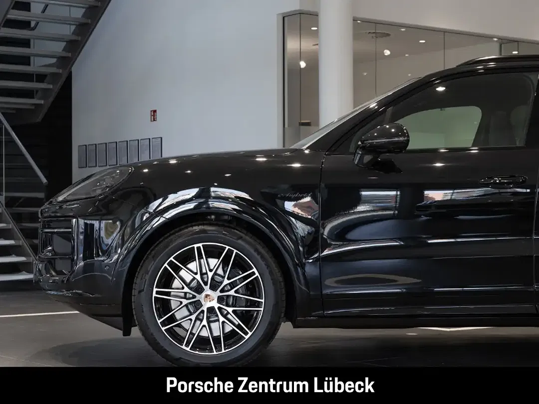Porsche Cayenne - Thumbnail 10