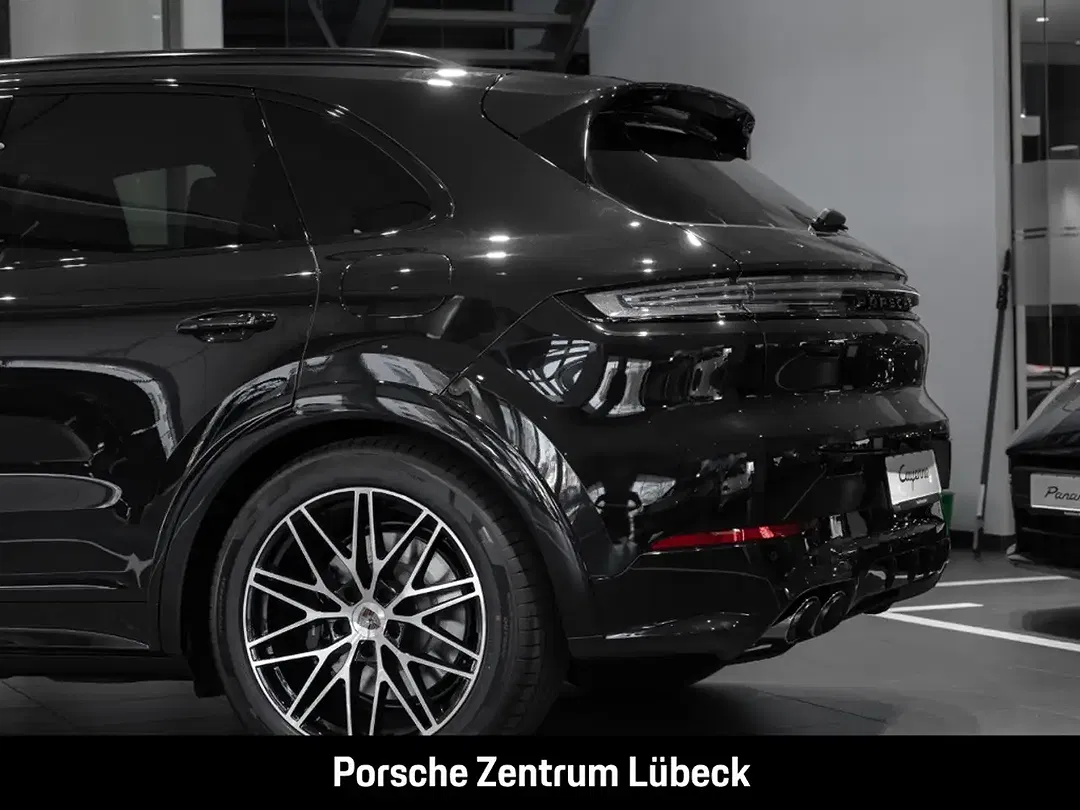Porsche Cayenne - Thumbnail 13