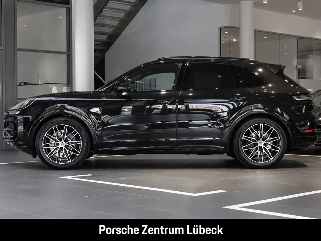 Porsche Cayenne - Thumbnail 2