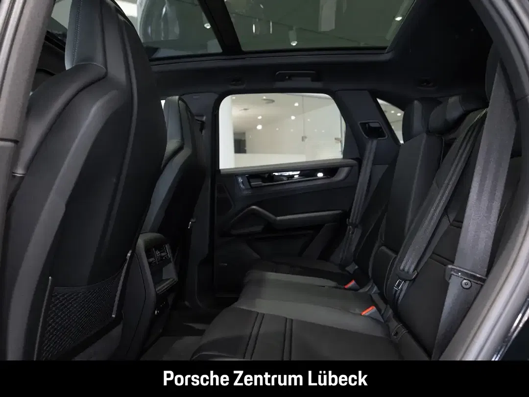 Porsche Cayenne - Thumbnail 7