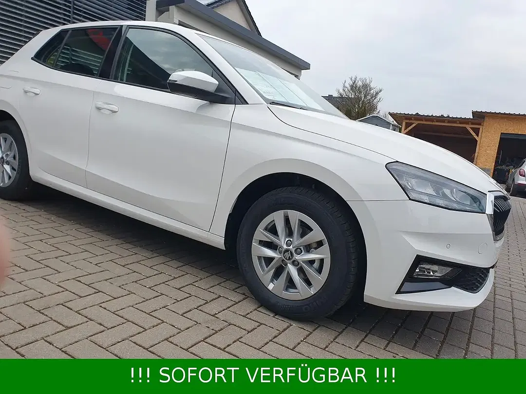 Skoda Fabia - Thumbnail 2