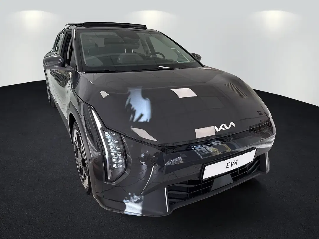 Kia EV4 - Thumbnail 3