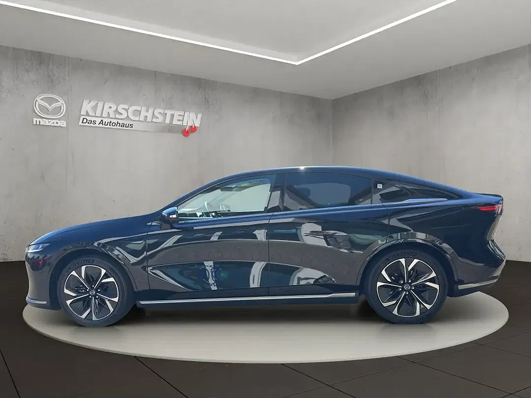 Mazda 6e - Thumbnail 2