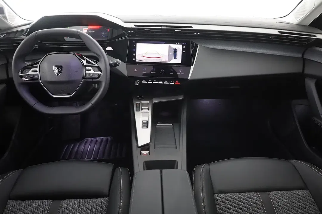 Peugeot 308 - Thumbnail 8