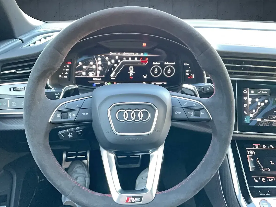 Audi RS Q8 - Thumbnail 11