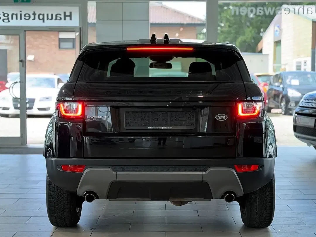 Land Rover Range Rover Evoque - Thumbnail 11