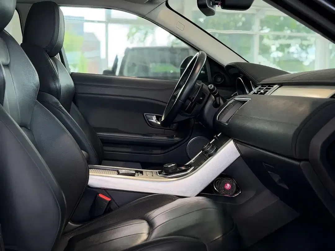 Land Rover Range Rover Evoque - Thumbnail 14