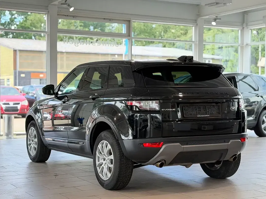 Land Rover Range Rover Evoque - Thumbnail 4