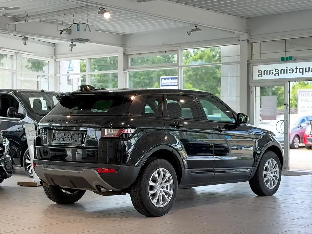 Land Rover Range Rover Evoque - Thumbnail 5