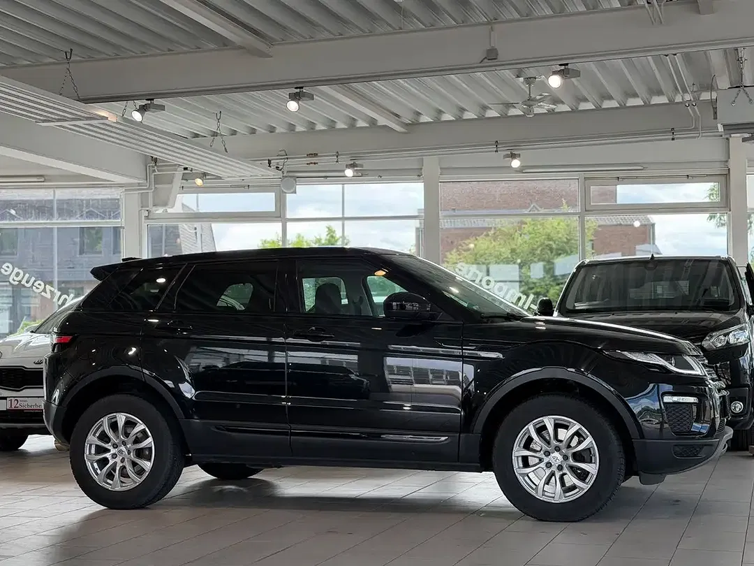Land Rover Range Rover Evoque - Thumbnail 6