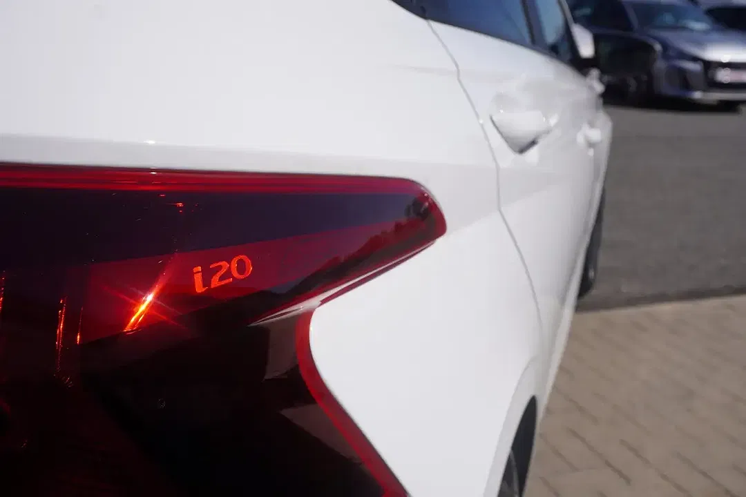 Hyundai i20 - Thumbnail 4