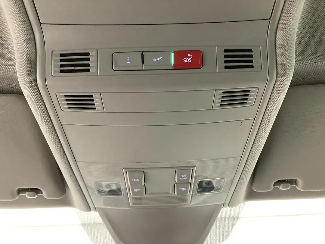 Volkswagen Tiguan - Thumbnail 19