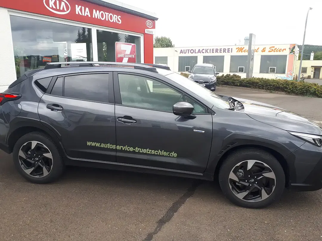 Subaru Crosstrek - Thumbnail 2