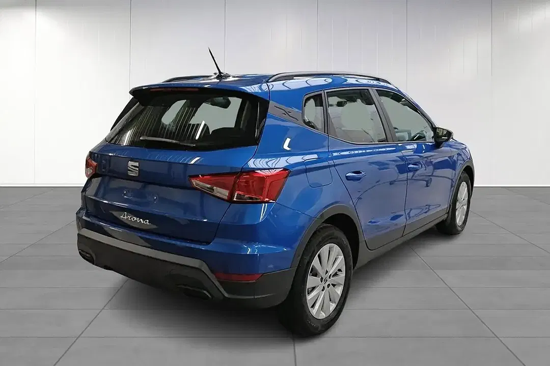SEAT Arona - Thumbnail 3