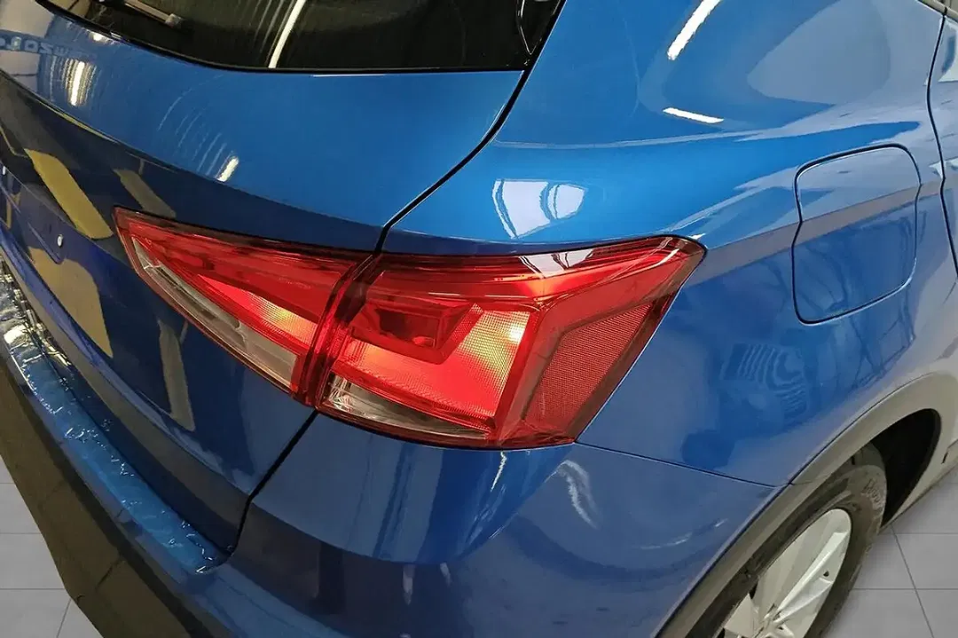 SEAT Arona - Thumbnail 8