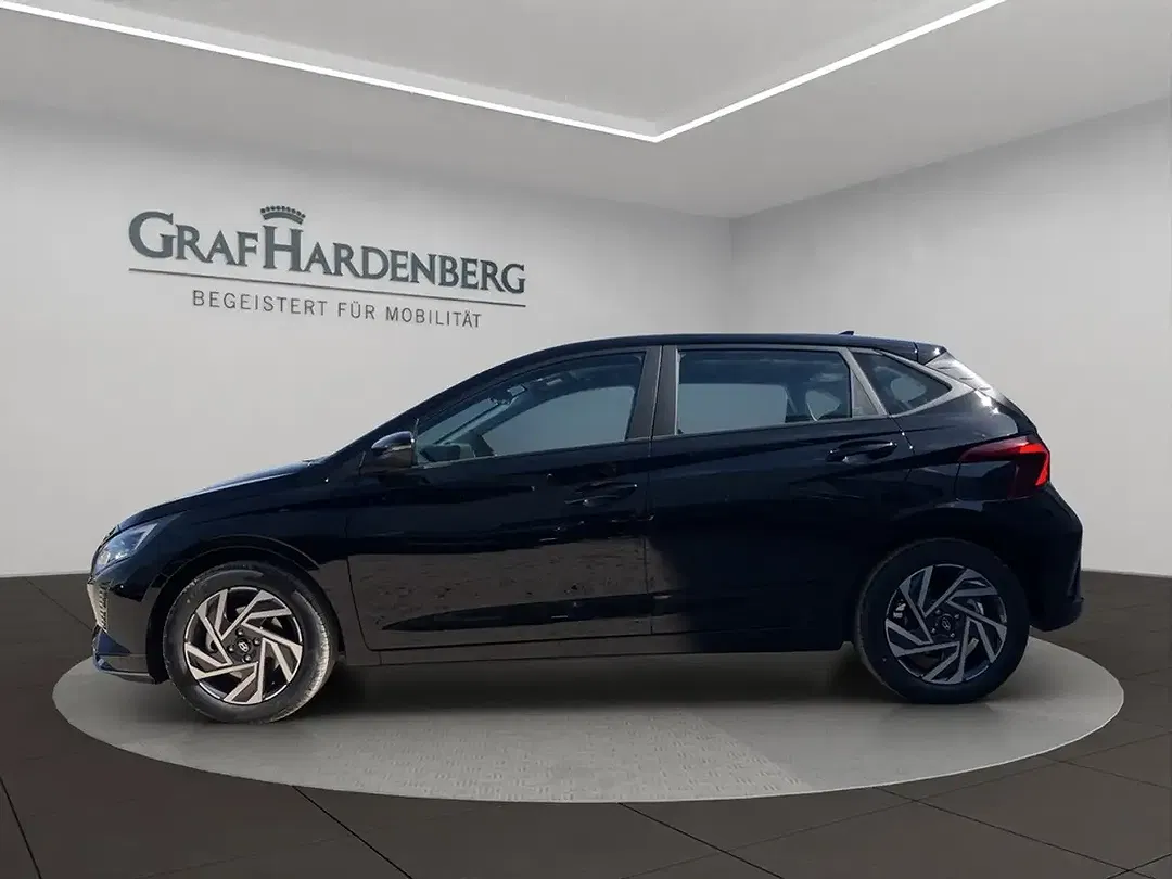 Hyundai i20 - Thumbnail 2