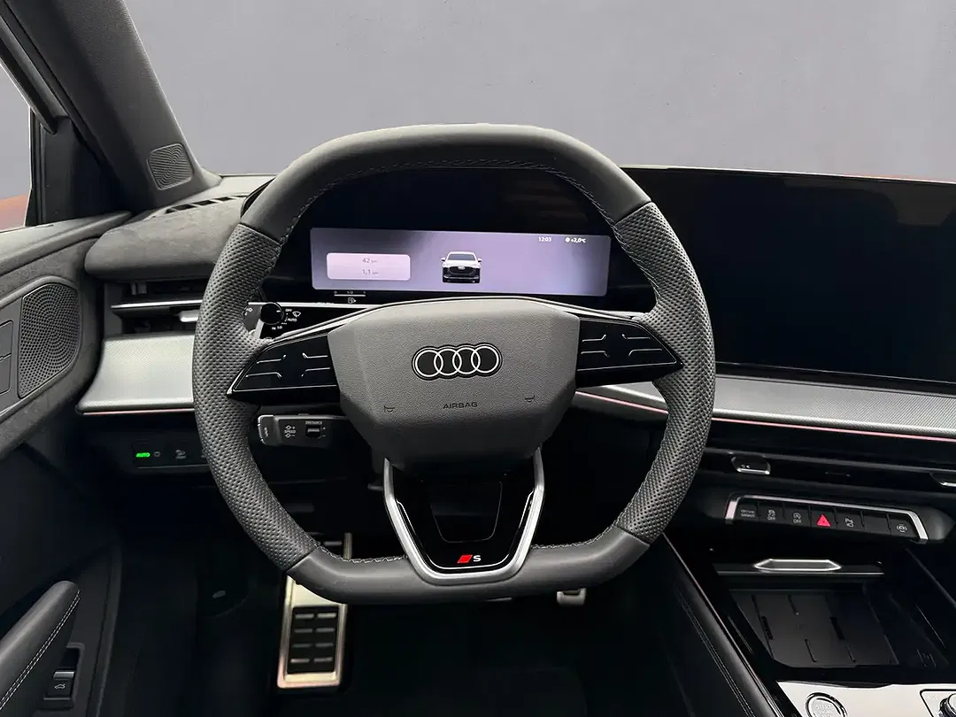 Audi Q3 - Thumbnail 12