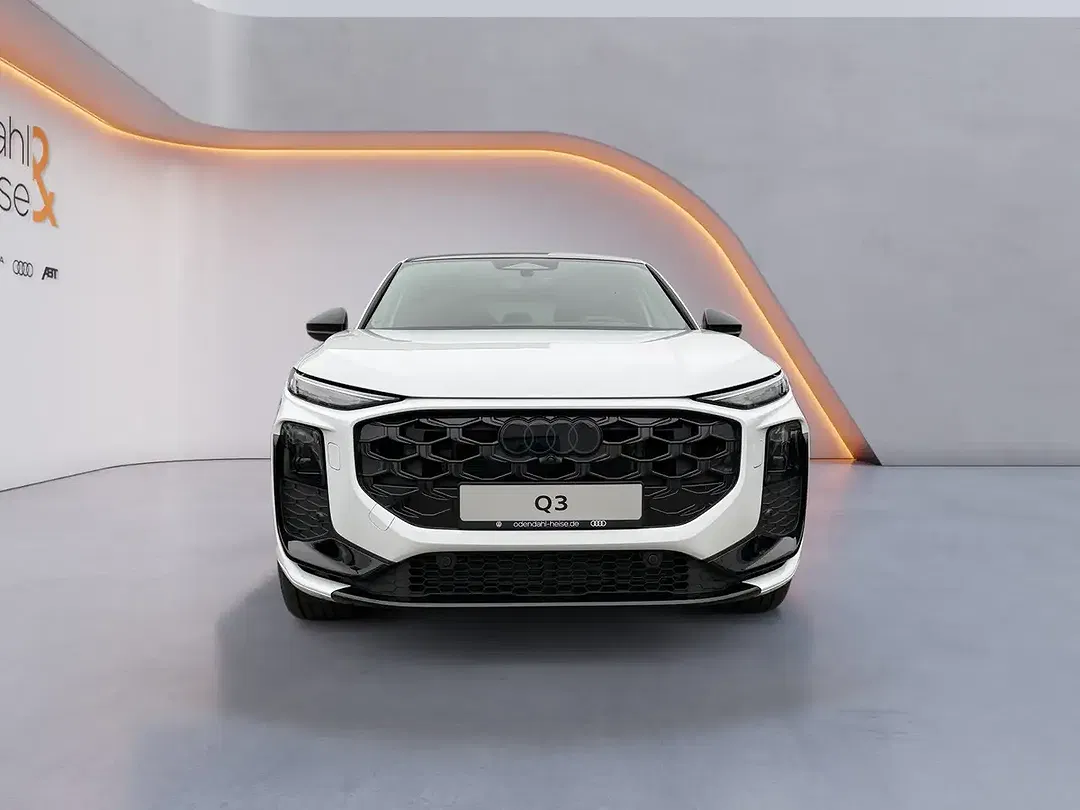 Audi Q3 - Thumbnail 8