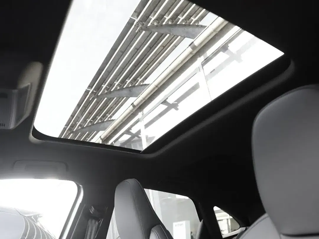 Audi Q3 - Thumbnail 15