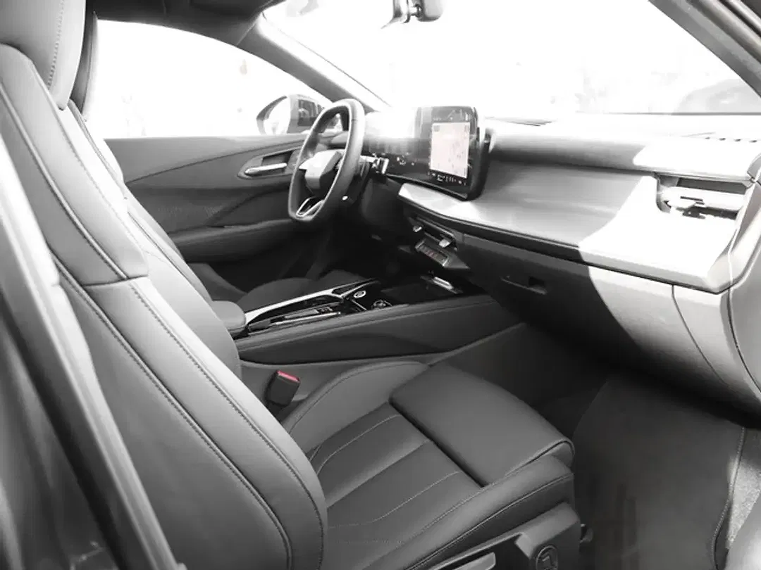 Audi Q3 - Thumbnail 4