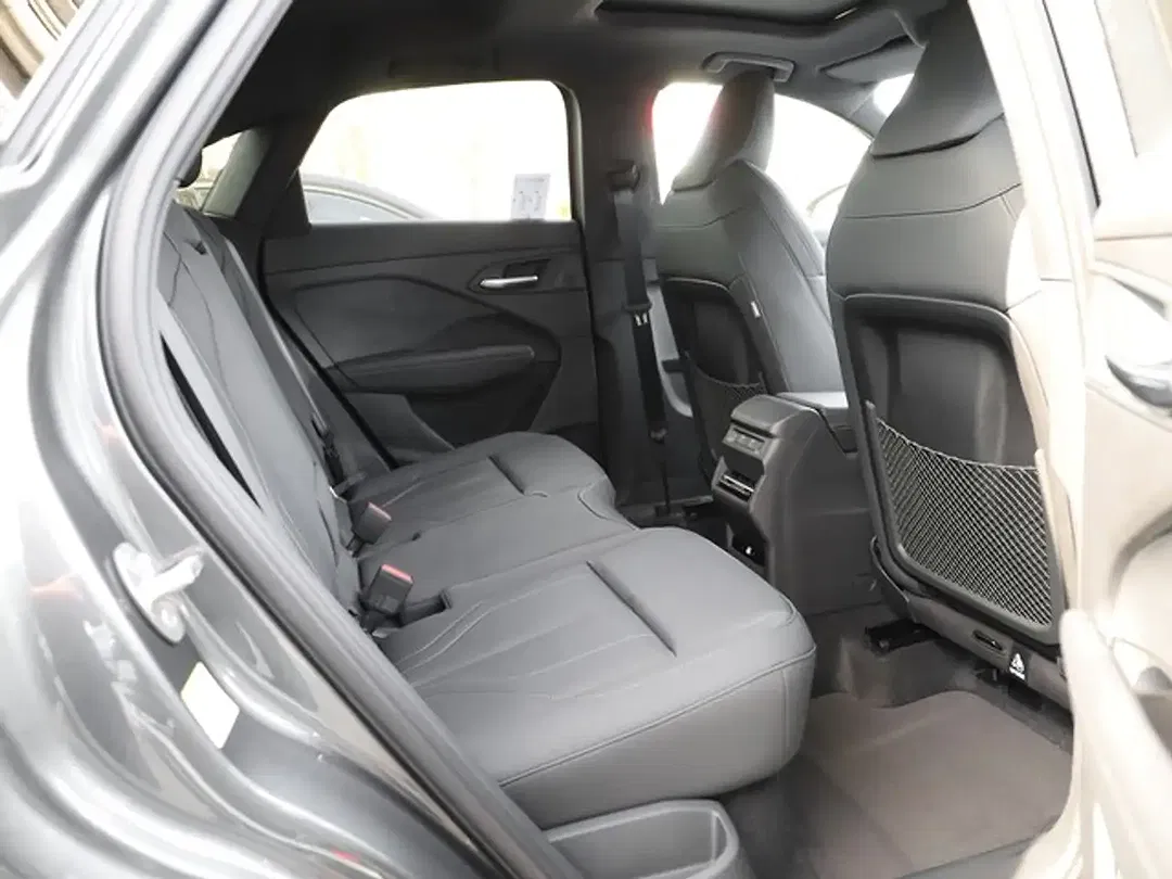Audi Q3 - Thumbnail 9