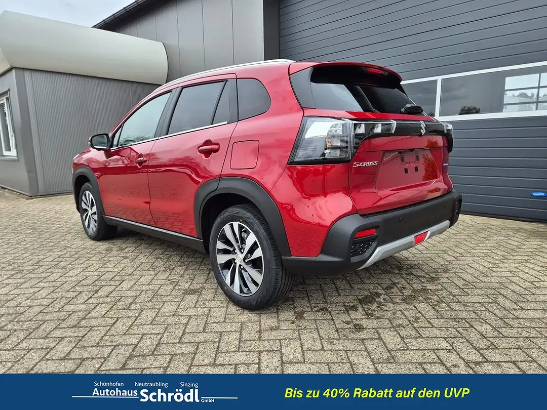 Suzuki S-Cross - Thumbnail 3