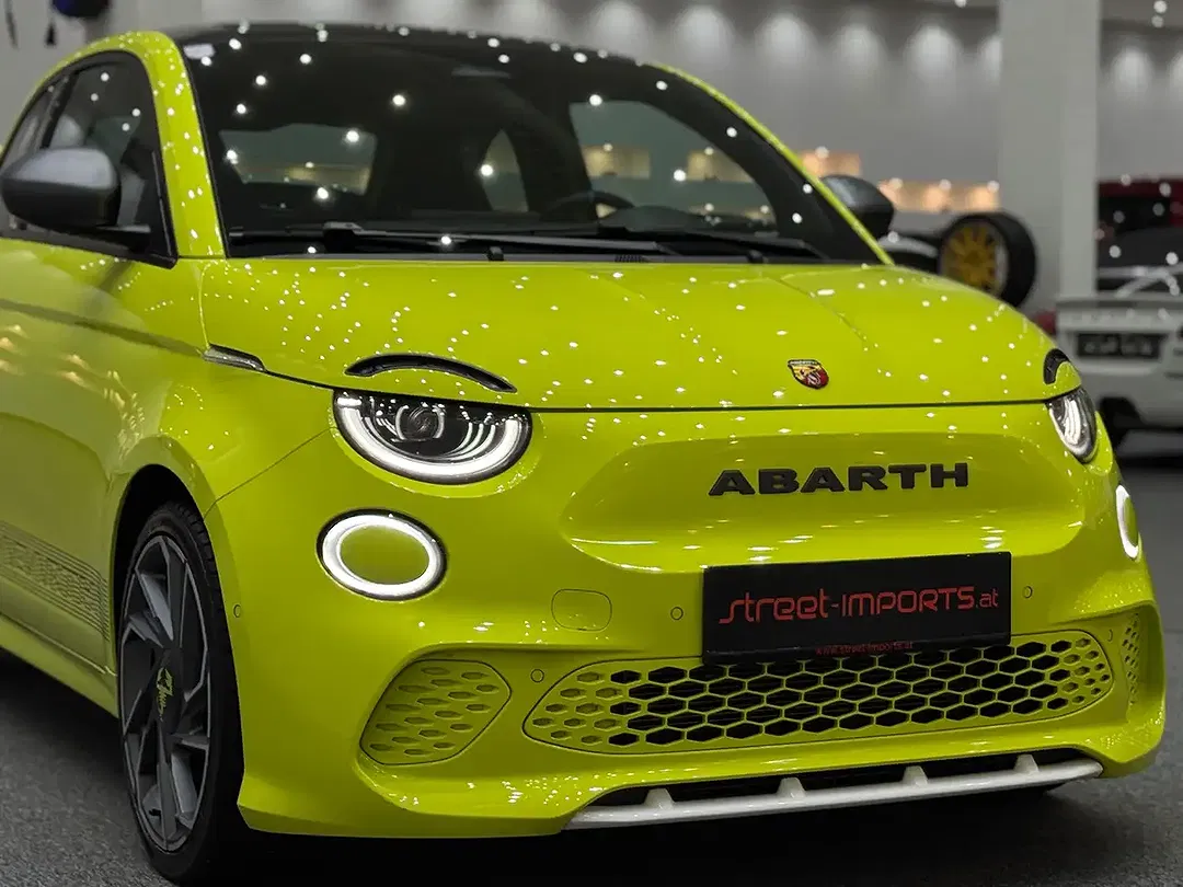 Abarth 500e - Thumbnail 8