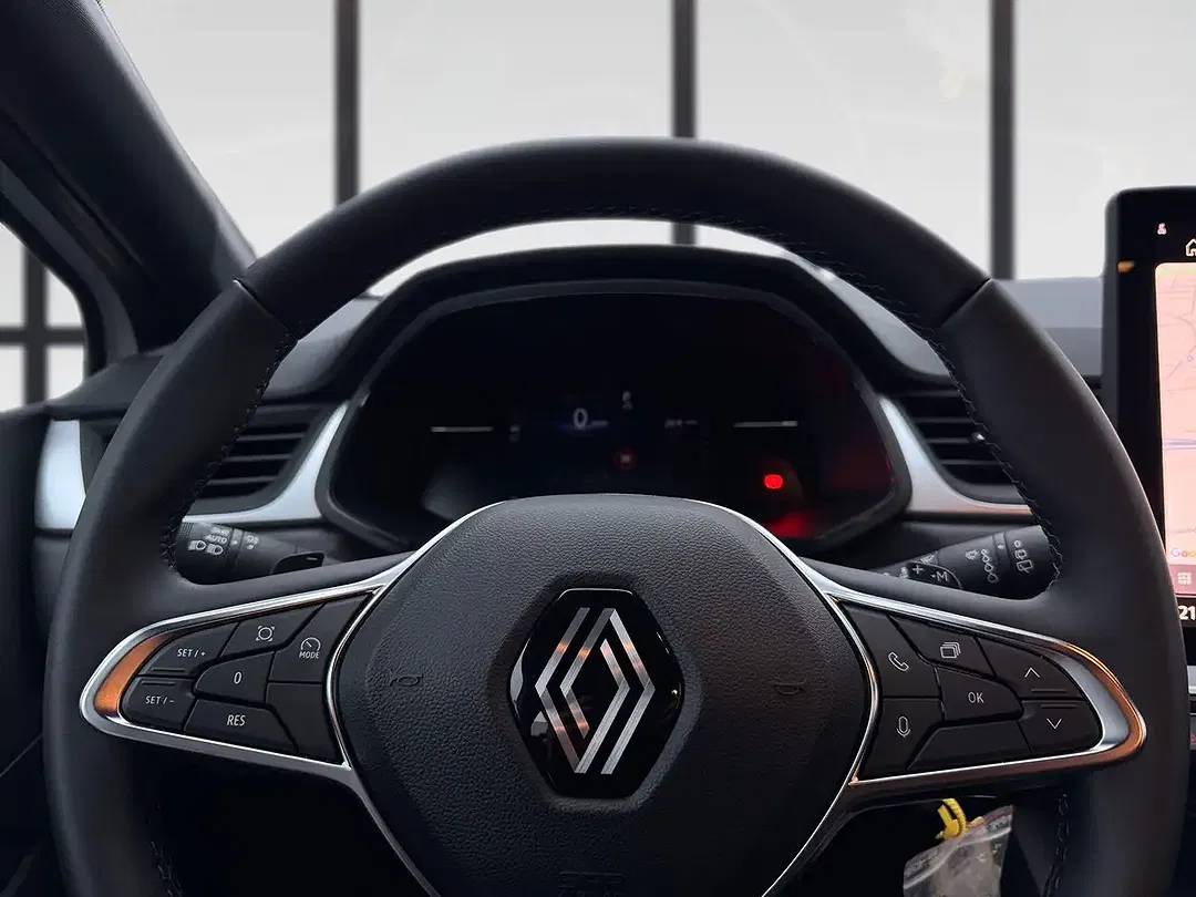 Renault Captur - Thumbnail 12