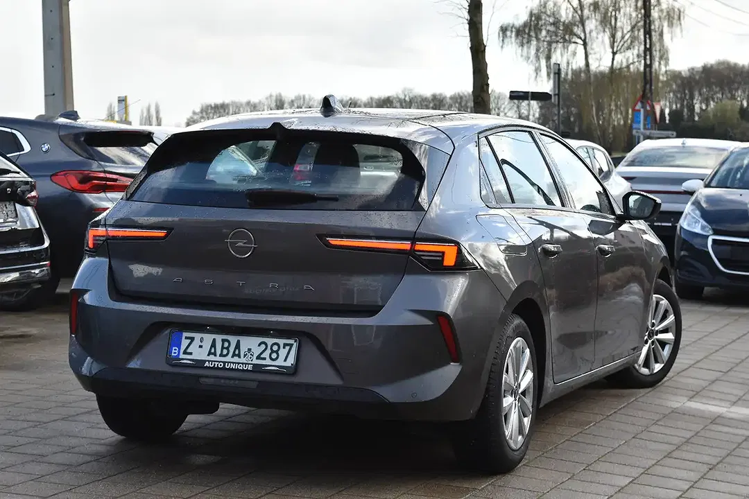 Opel Astra - Thumbnail 5