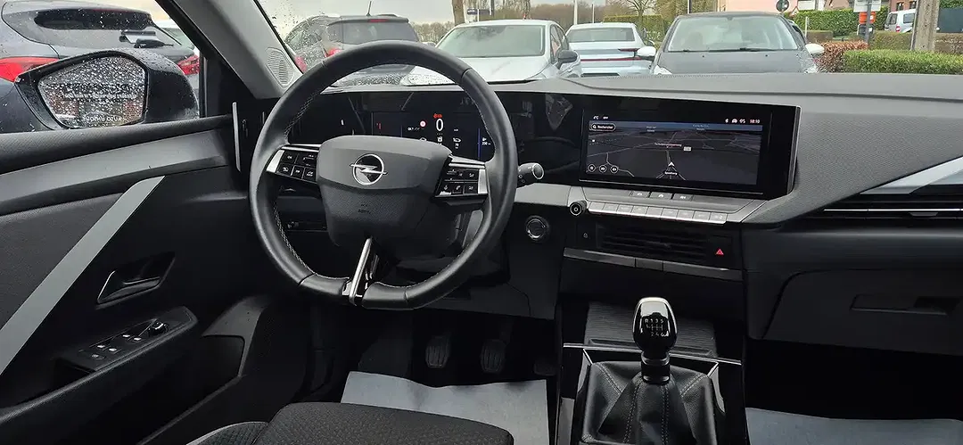 Opel Astra - Thumbnail 8