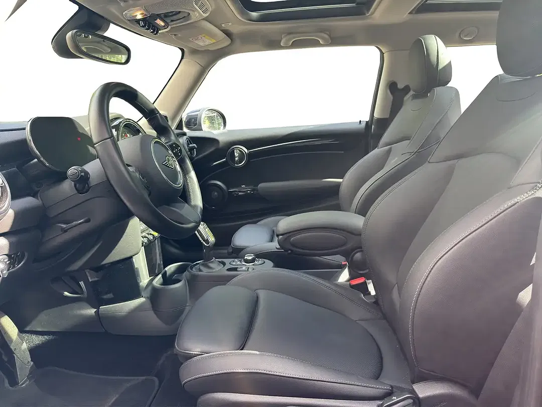 MINI Cooper SE - Thumbnail 7