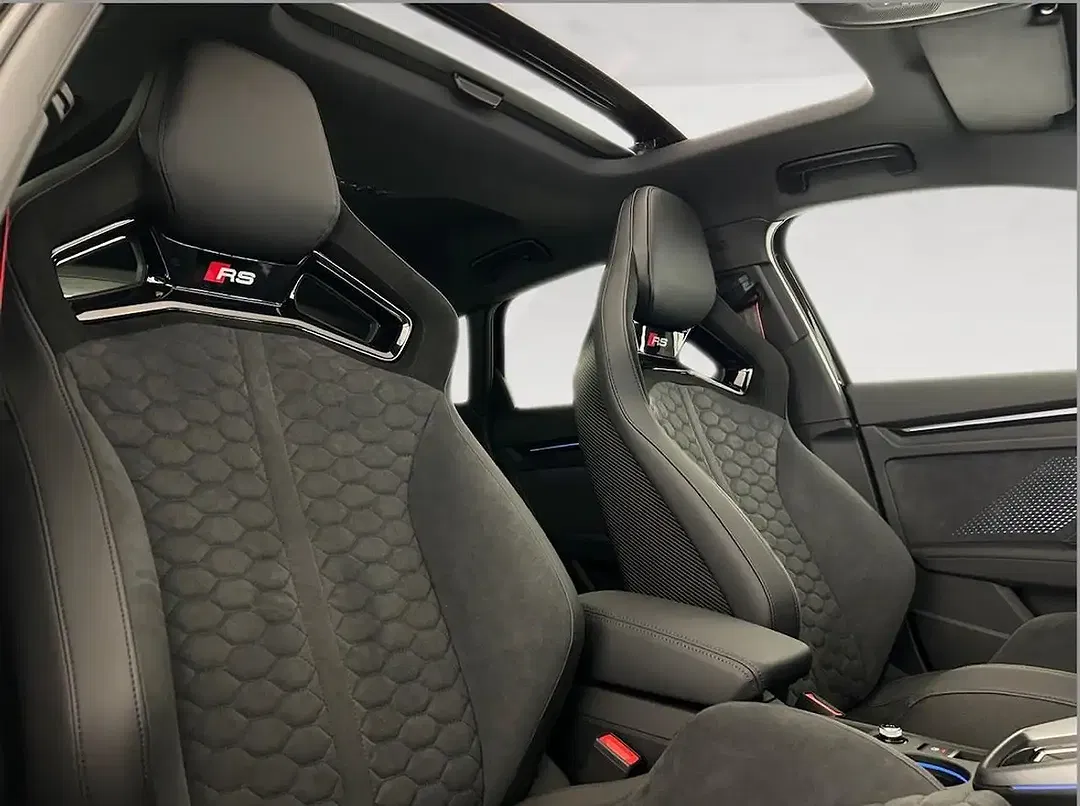 Audi RS3 - Thumbnail 13