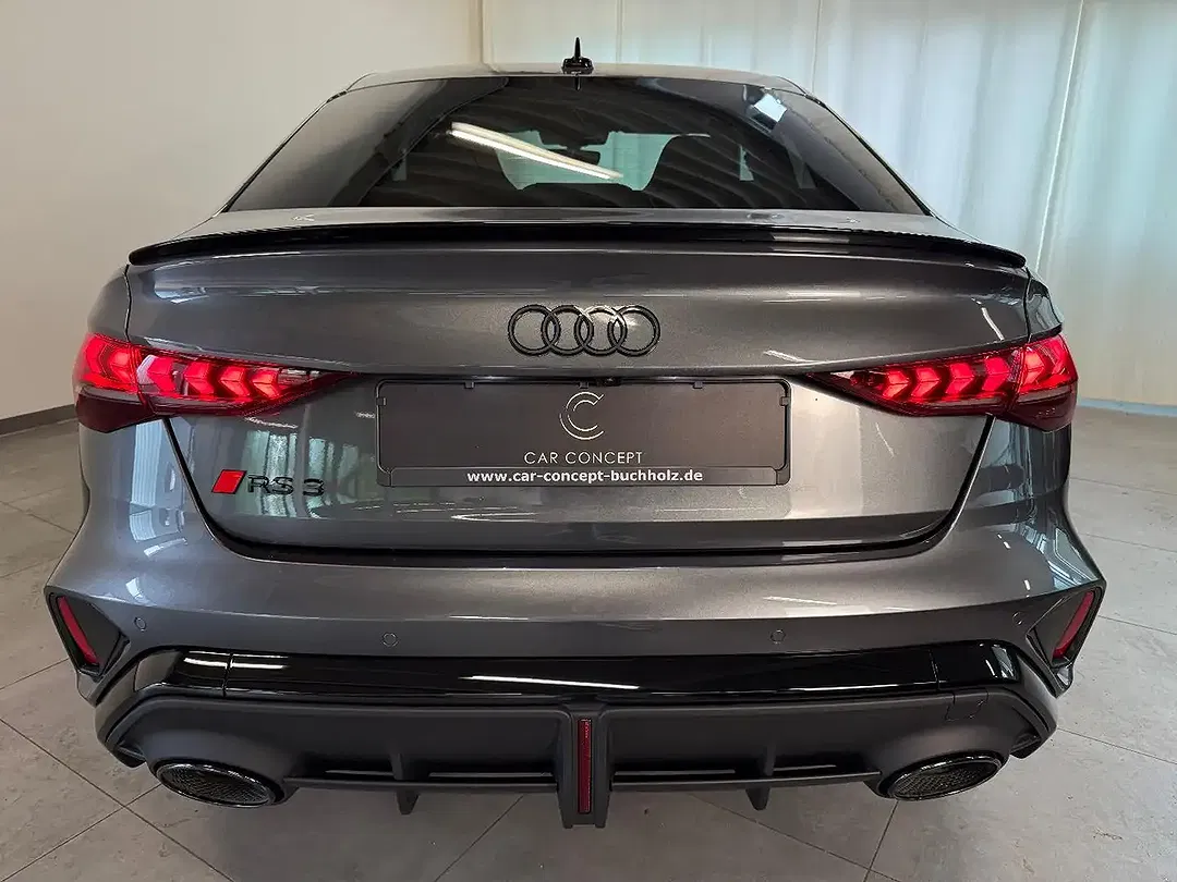 Audi RS3 - Thumbnail 6