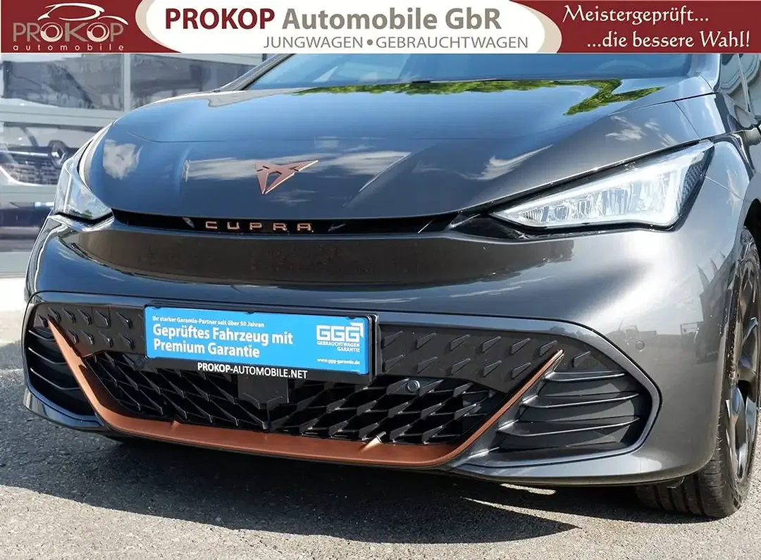 CUPRA Born - Thumbnail 10