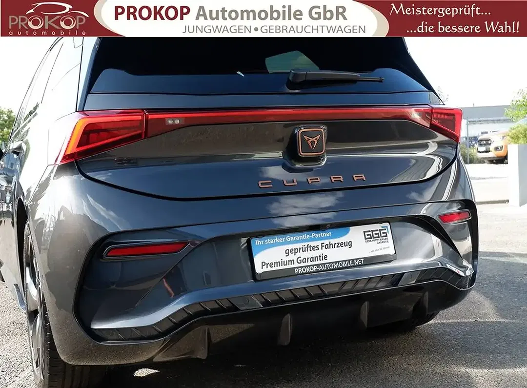 CUPRA Born - Thumbnail 14