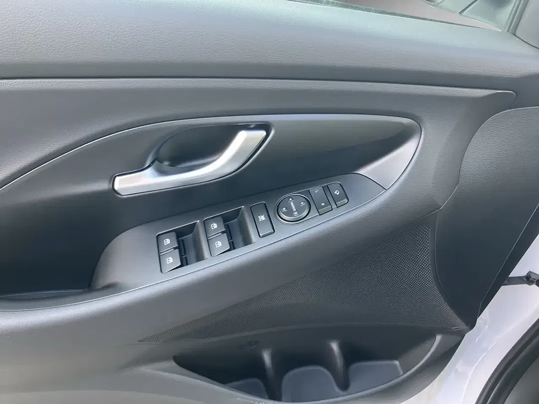 Hyundai i30 - Thumbnail 10