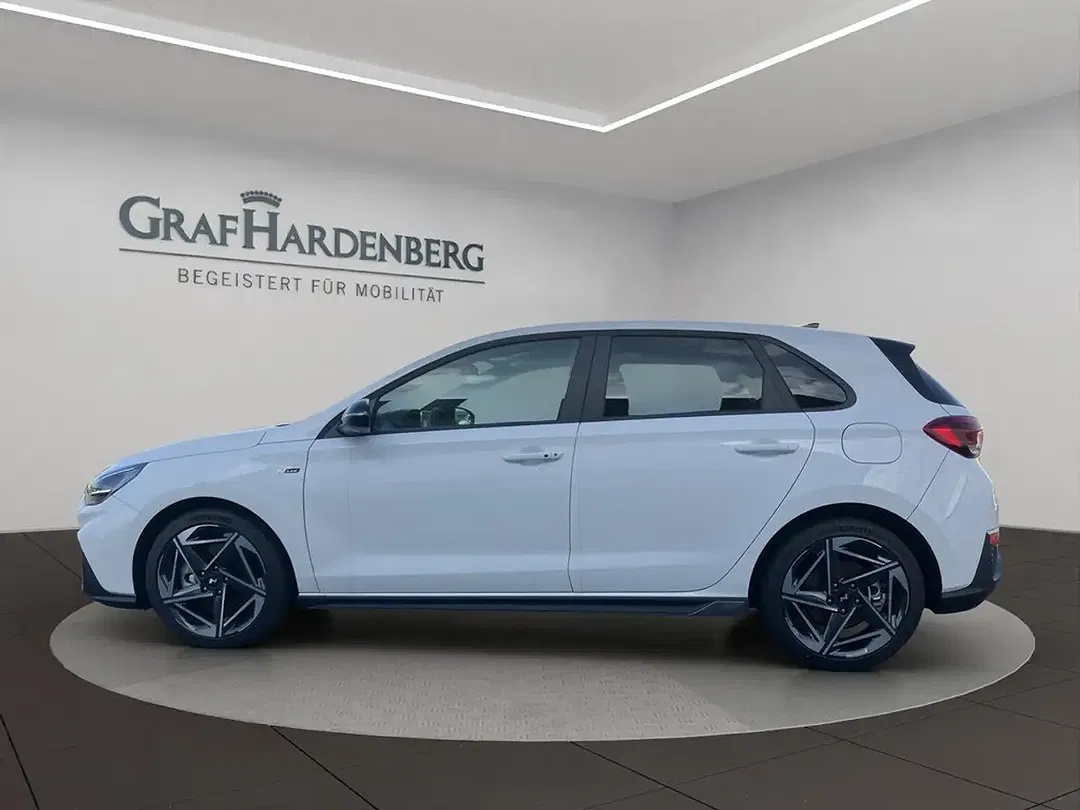 Hyundai i30 - Thumbnail 2